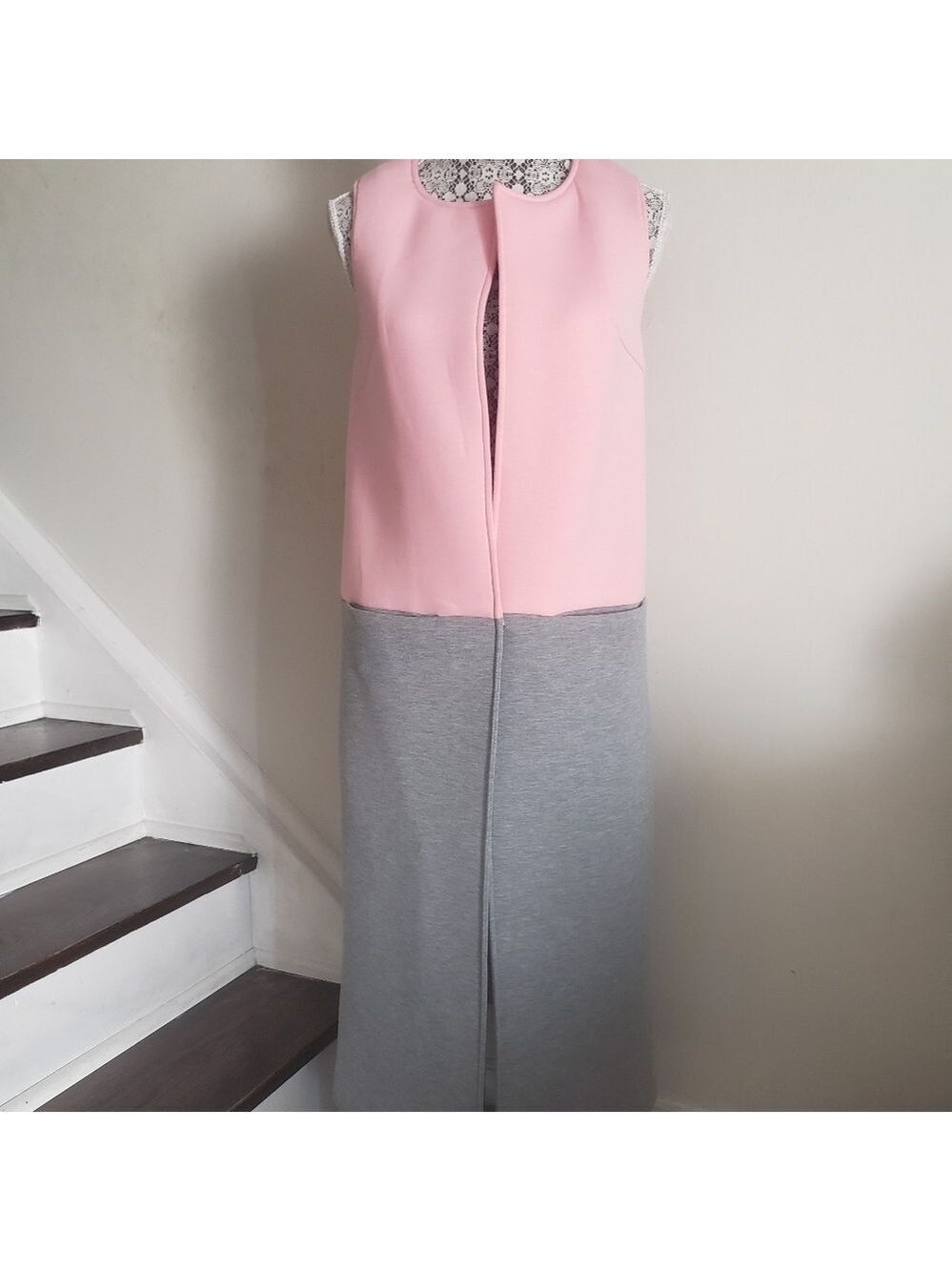 Long Colour blocked Vest - Picture 2 of 13